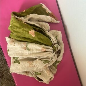 WildBird Green and Cream Sling